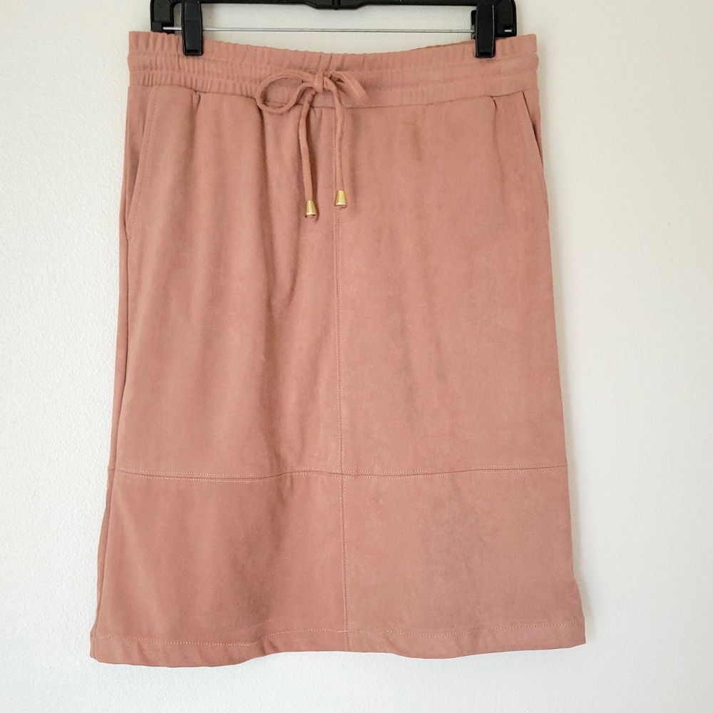 NWOT Liz Claiborne faux suede skirt - S